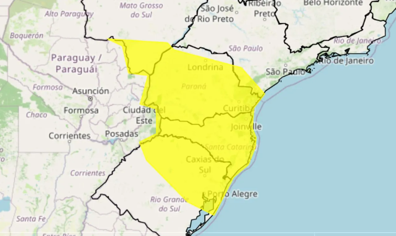 O mapa mostra as &aacute;reas em alerta para chuva intensa